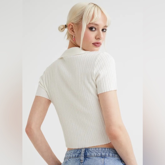 H&M White Collared Ribbed Top (S) - Picture 3 of 5